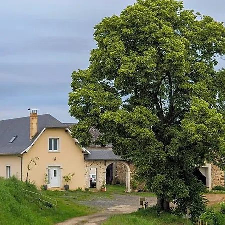 Pesaulhe Bed & Breakfast 3*